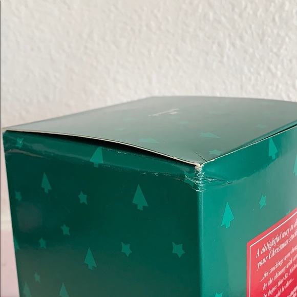 ‘95 Hallmark Happy Holidays Barbie Stocking Hanger - Picture 14 of 16